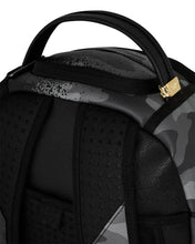 تحميل الصورة في عارض المعرض، SPRAY SPLIT NIGHT CAMO DLXSV
