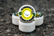 تحميل الصورة في عارض المعرض، 56mm Double Duro White Green Mini Combo 101a/95a OJ Wheels
