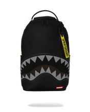 تحميل الصورة في عارض المعرض، SHARK CENTRAL YELLOW TAPE DLX SATIN

