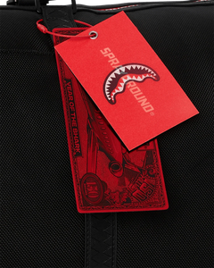 PRINTED ZIPPER SHARK DUFFLE